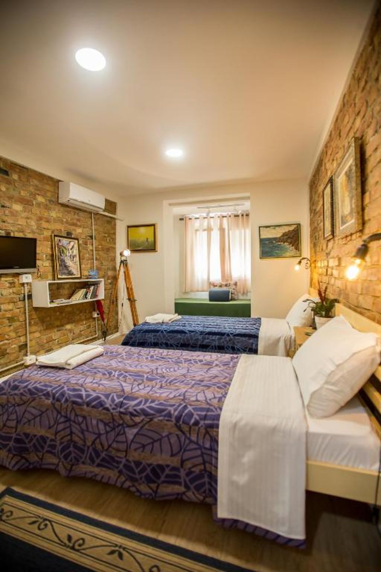 B&B Artistic Tirana