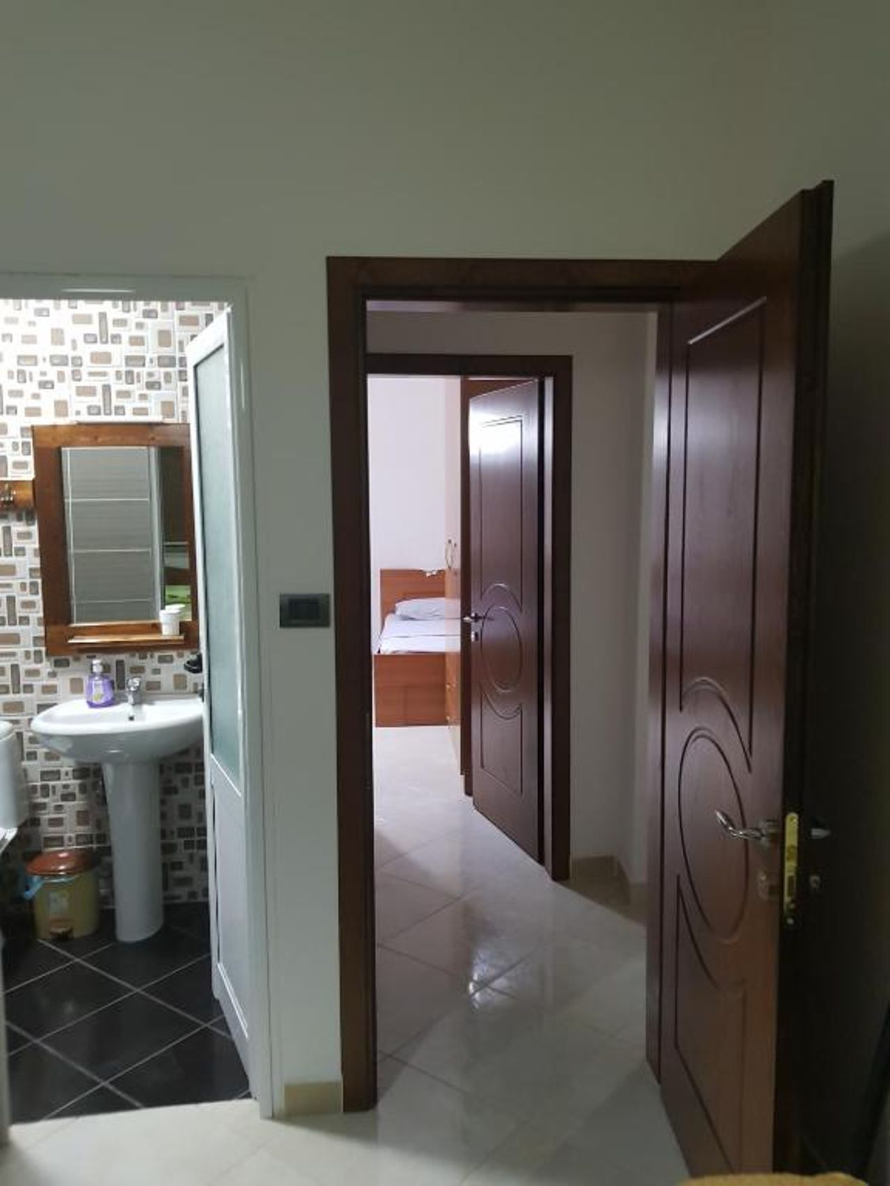 Ilir Guest House 1
