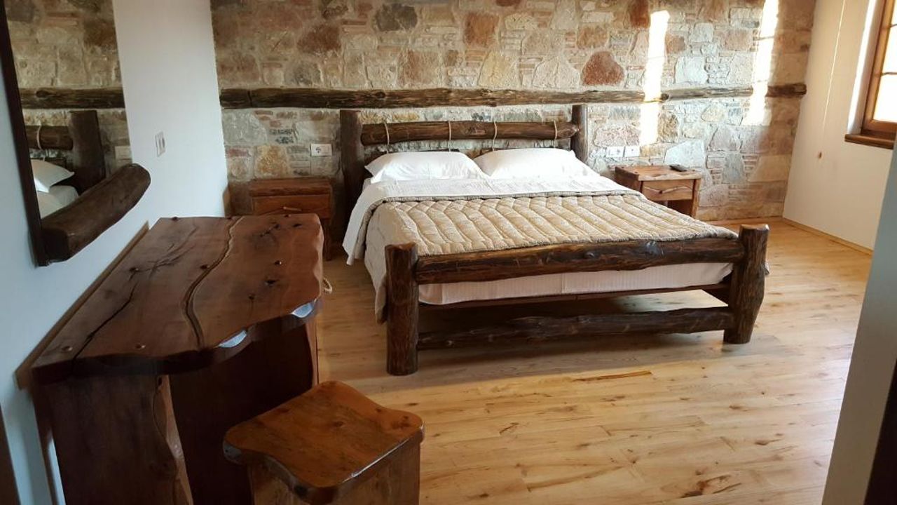 Hotel Bujtina Ollga