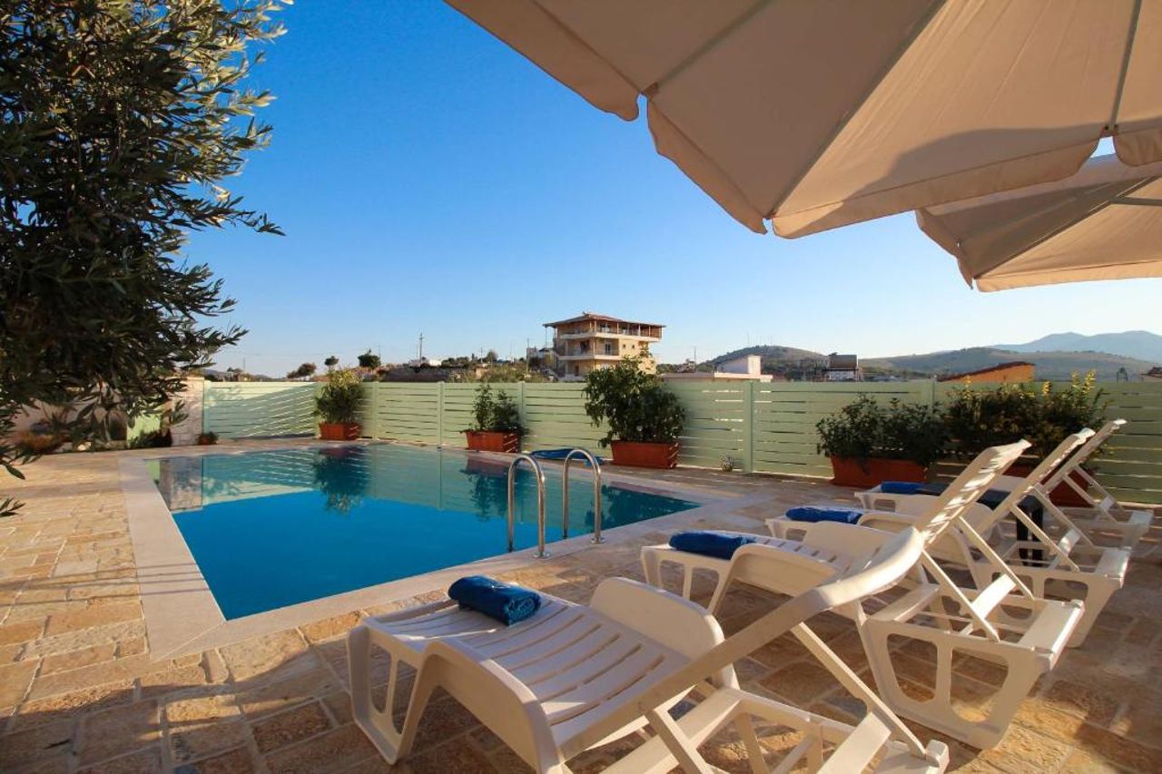 Villa Aleandro