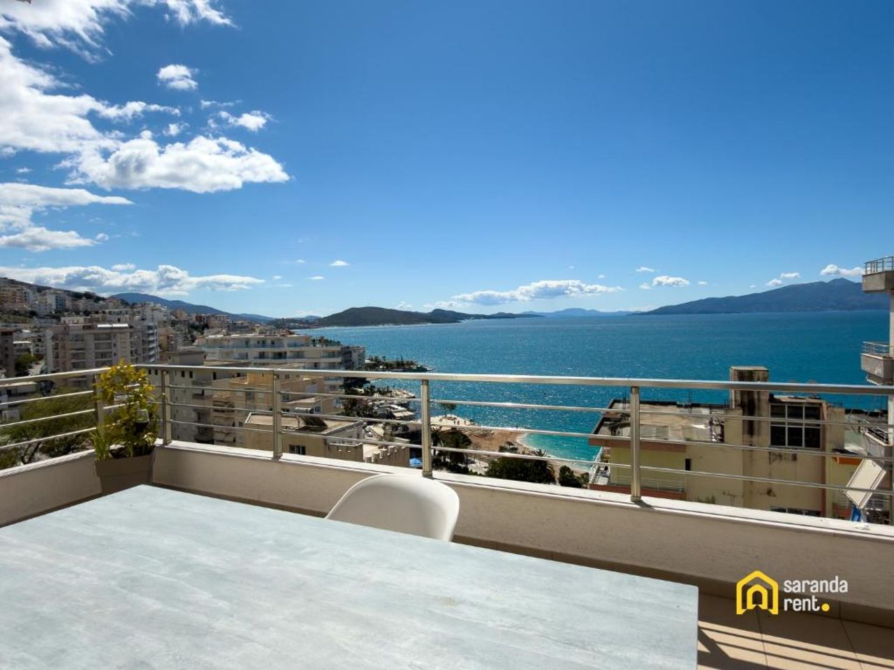 Saranda Modern Apartment