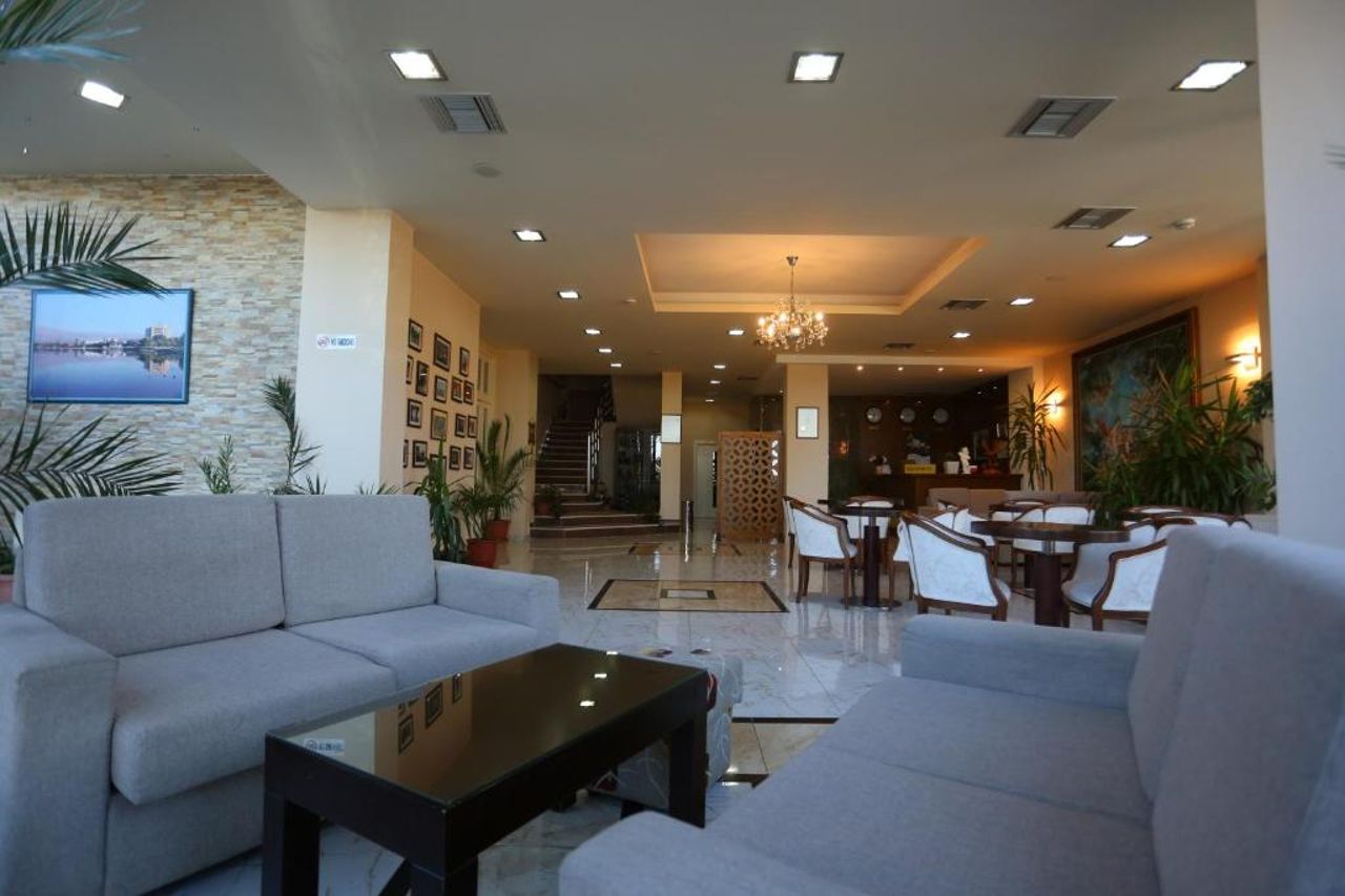 Perla Hotel