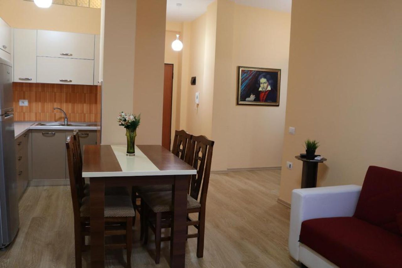 Belleview Apartment 5