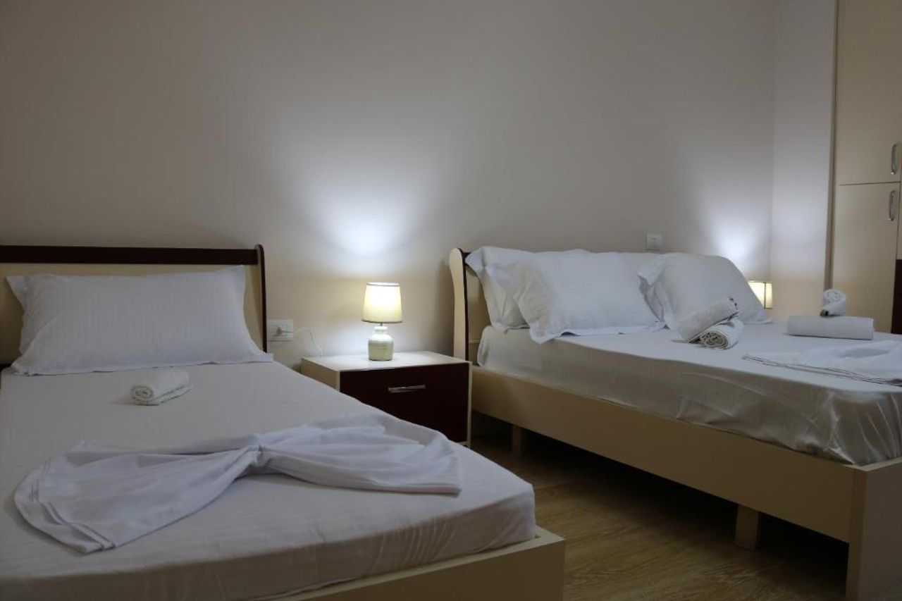 Belleview Apartment 5