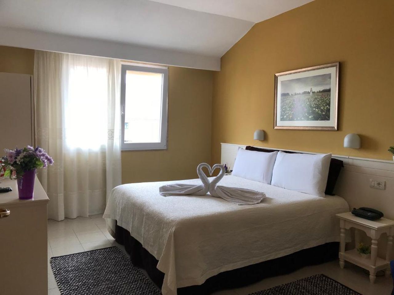 Hotel Nais