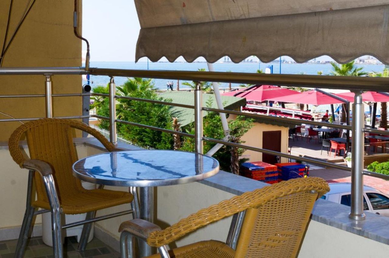 Comfortable apartment next to the beach
