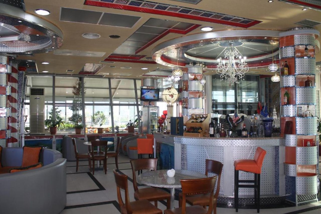 Hotel Bar Restaurant America