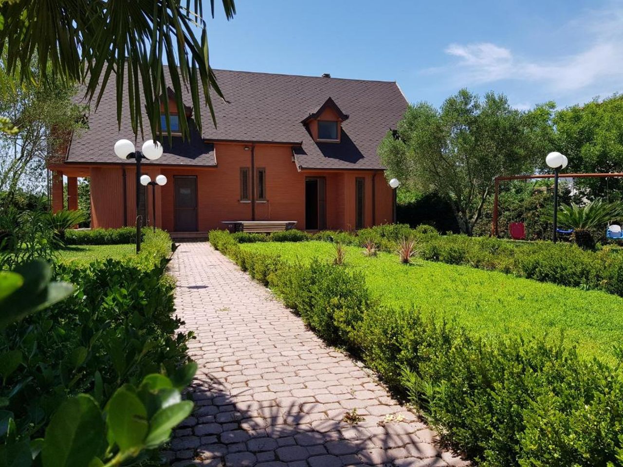 Villa "GREEN PARADISE"