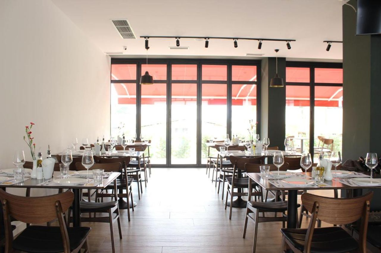Domus Hotel & Apartments