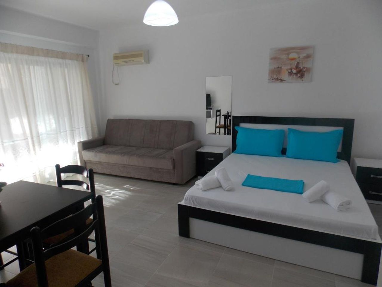 Elvin Apartments