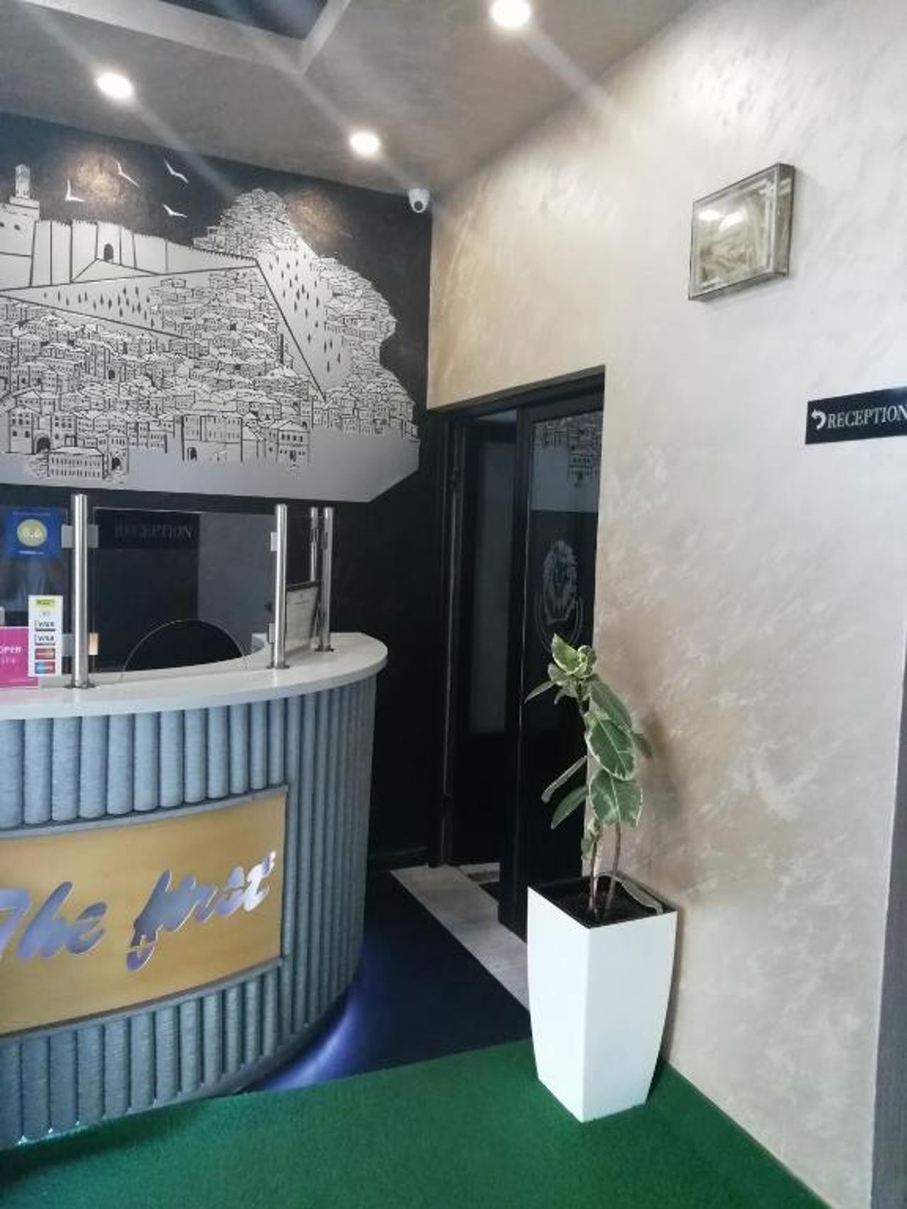Hotel The First