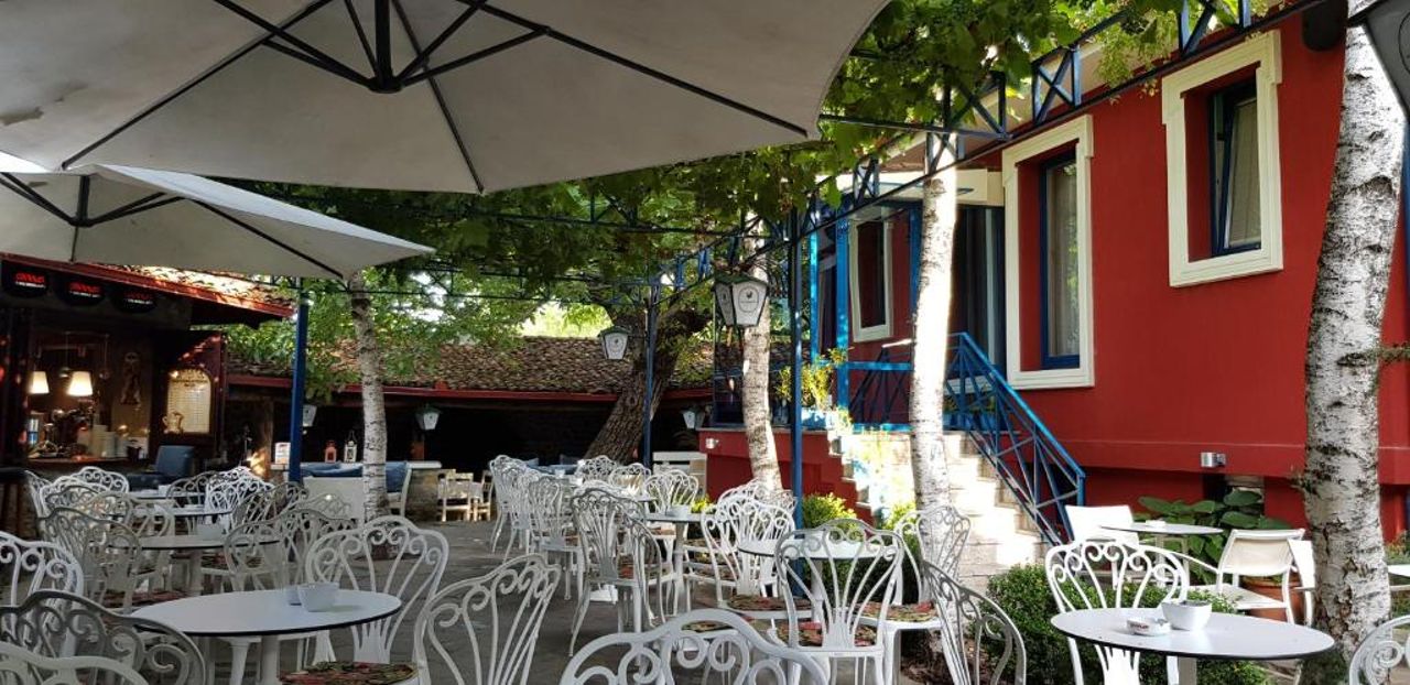 Villa Themistokli