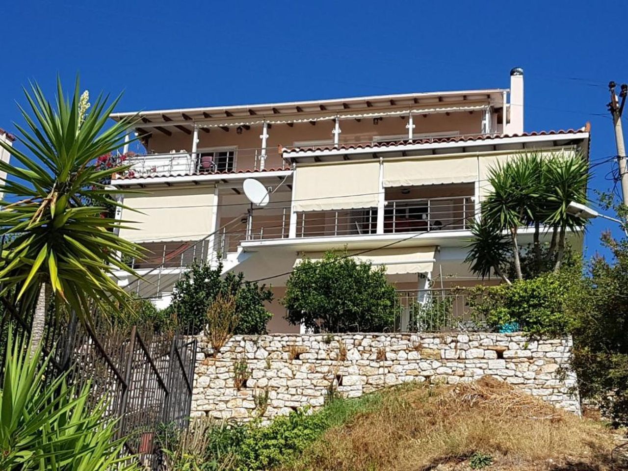 Meniko's House Amazing Sea View