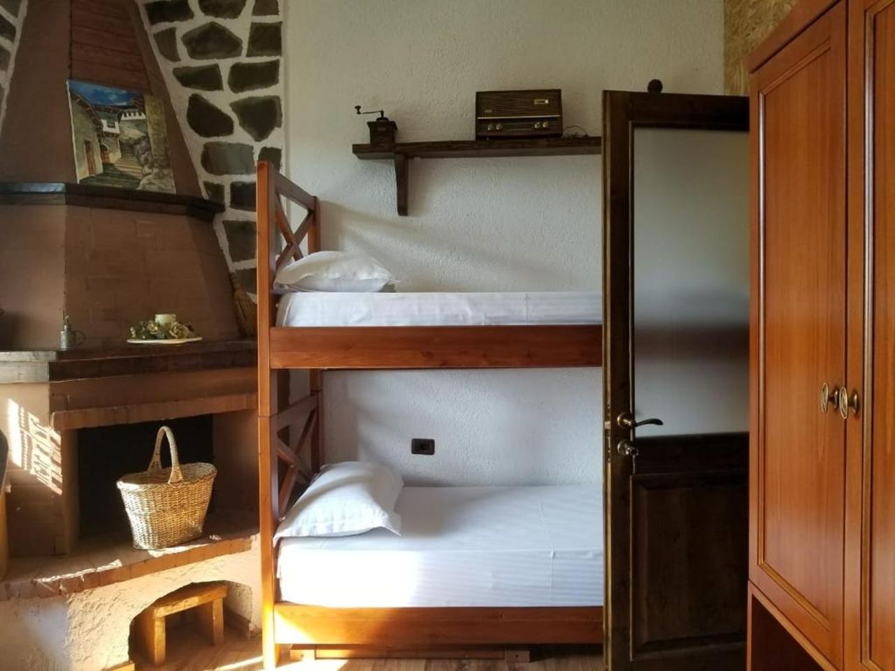 bed & breakfast Local Living Edi