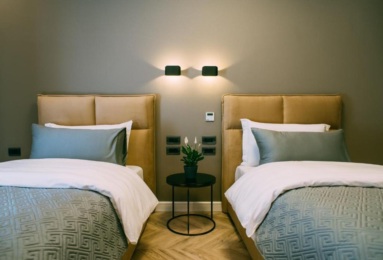 Hotel Stela Center