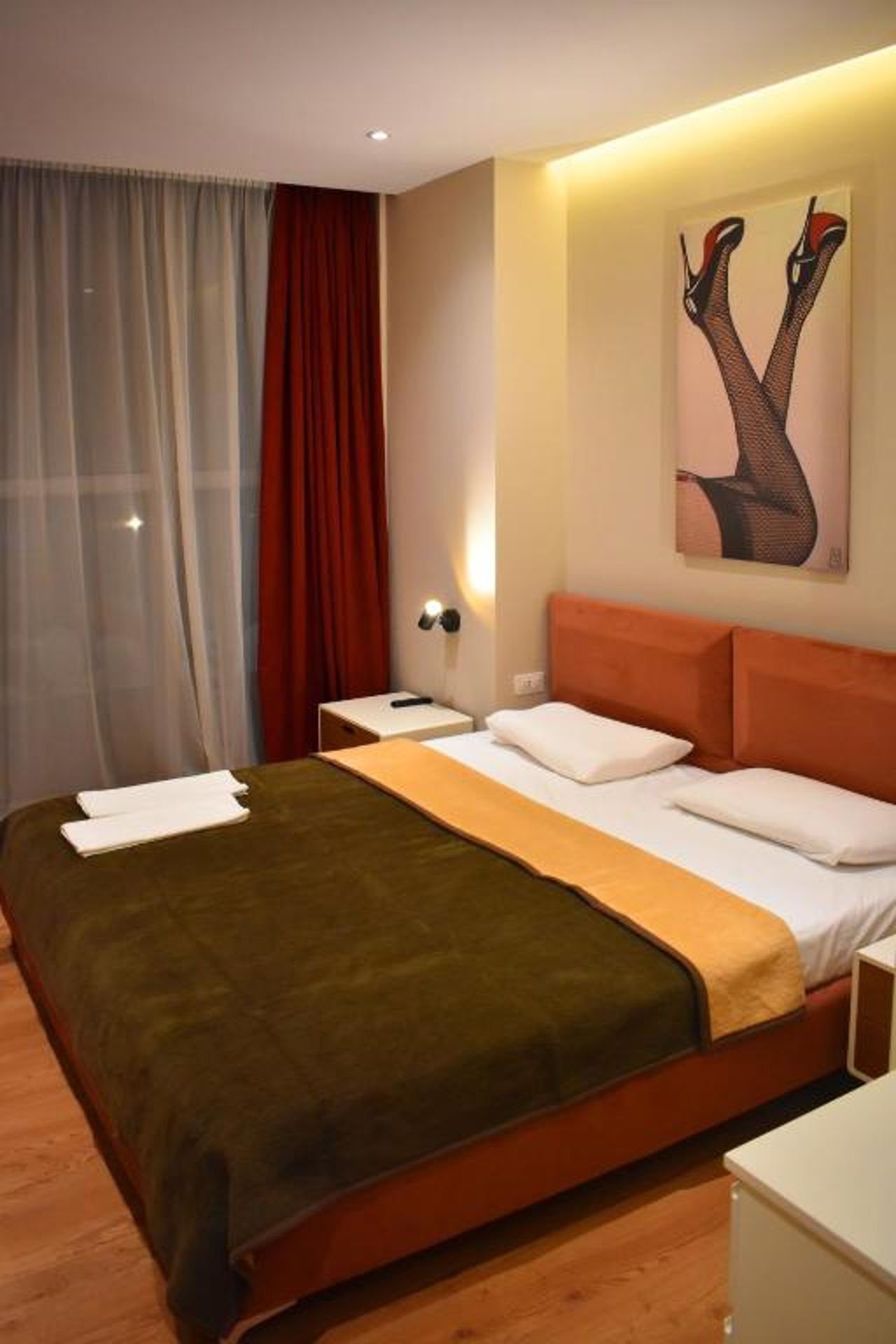 Star Hotel astir