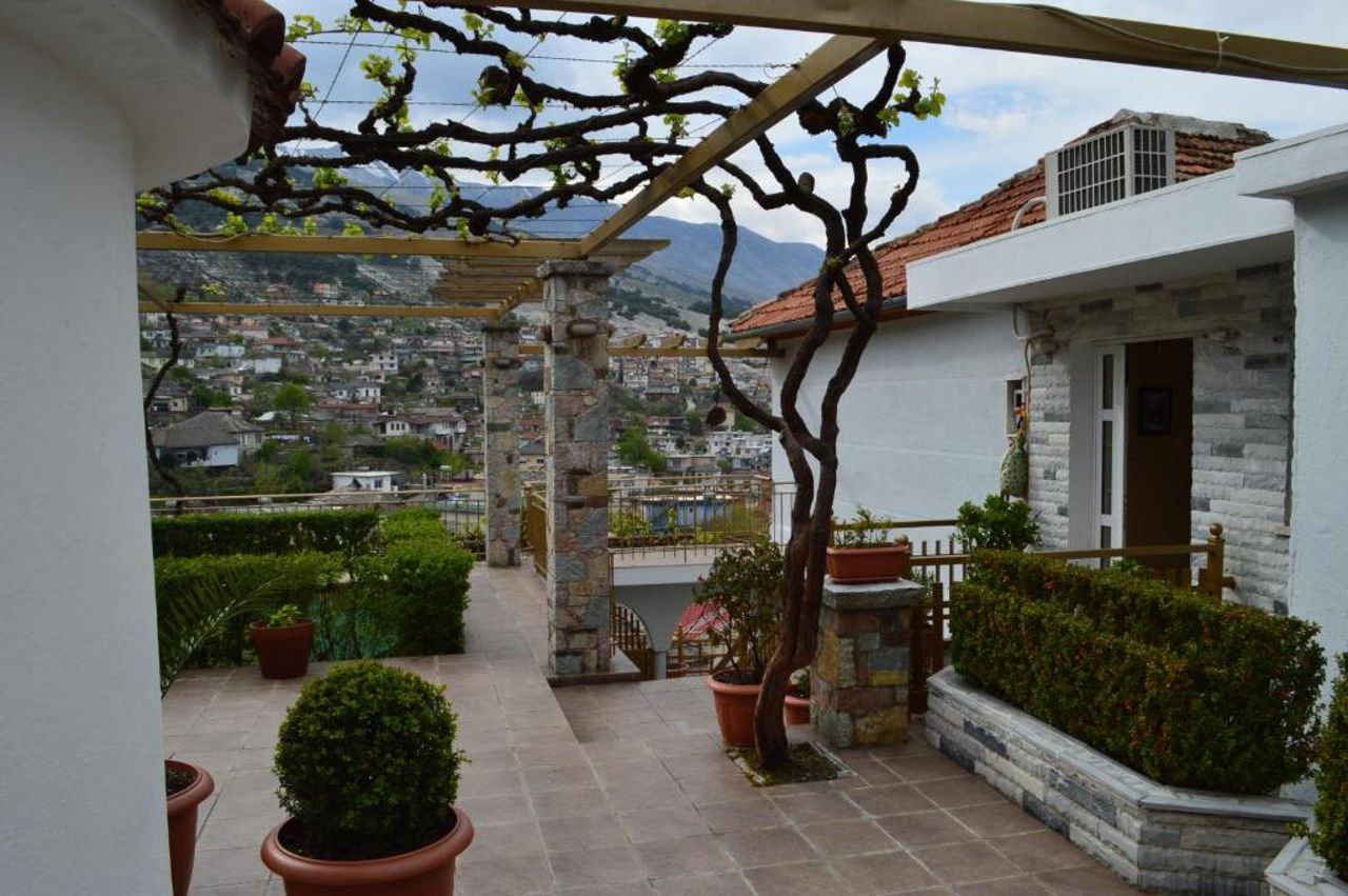 Vila SS Kekezi