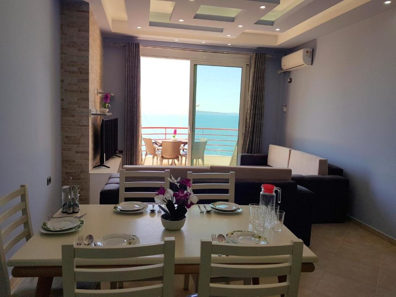 apartment of beautiful dreams over the sea