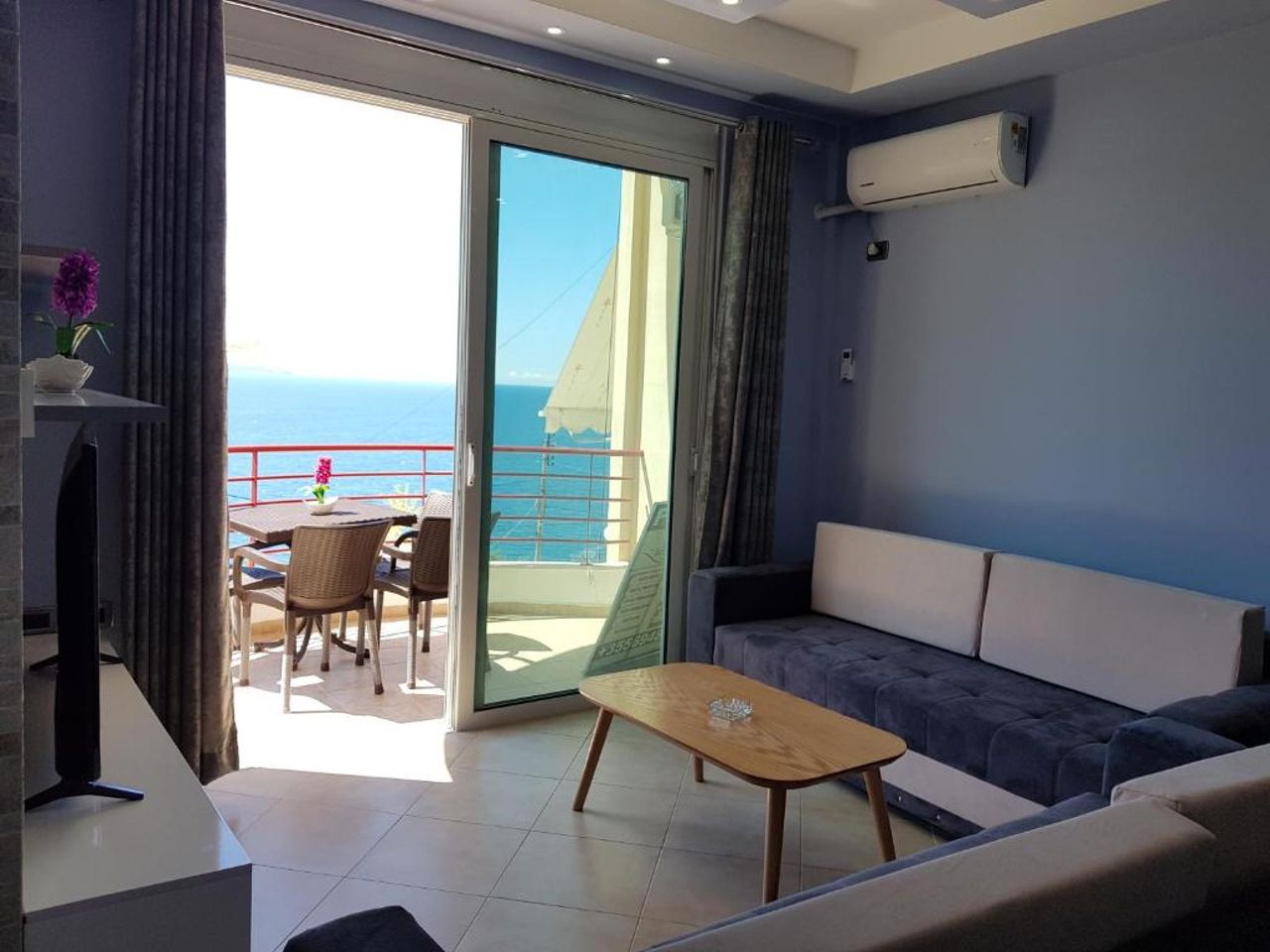 apartment of beautiful dreams over the sea