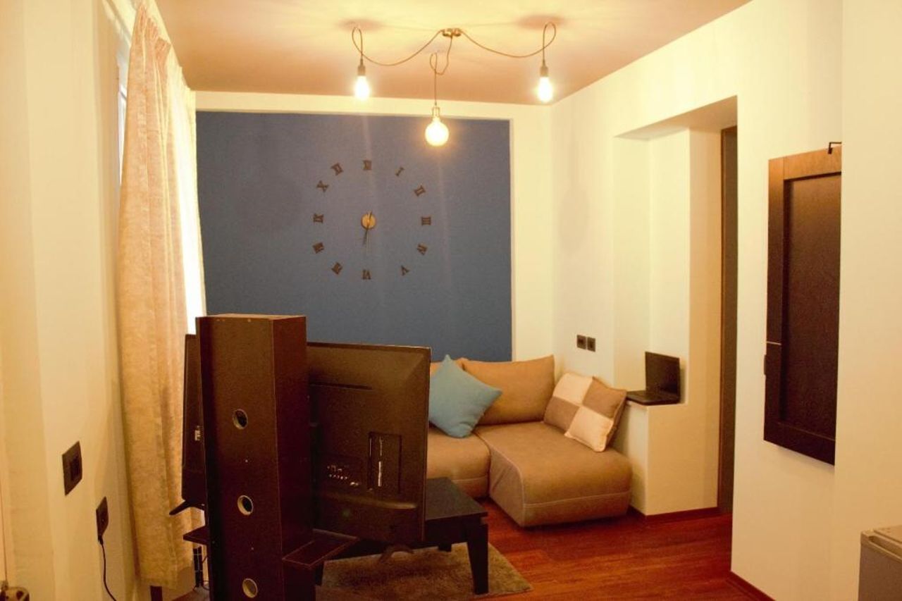Nikki Apartments