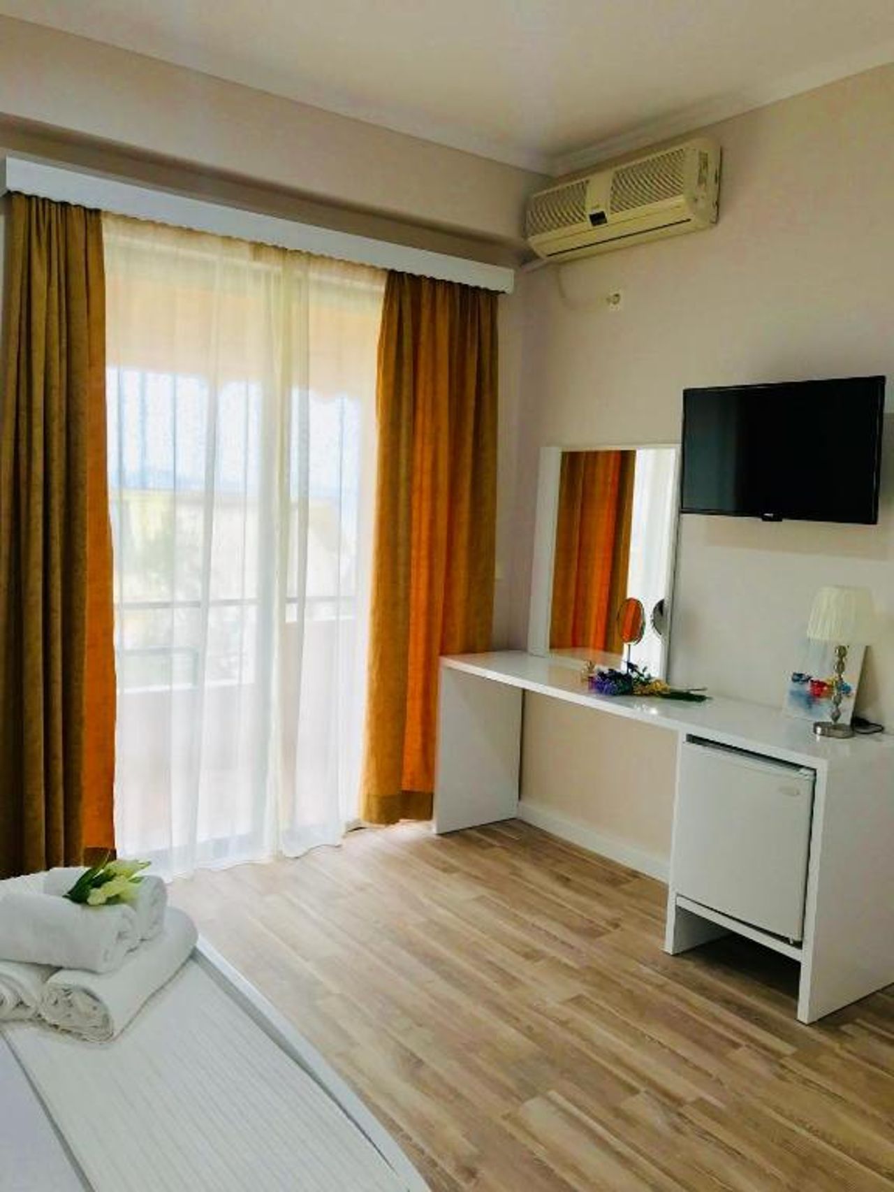 Joy Hotel