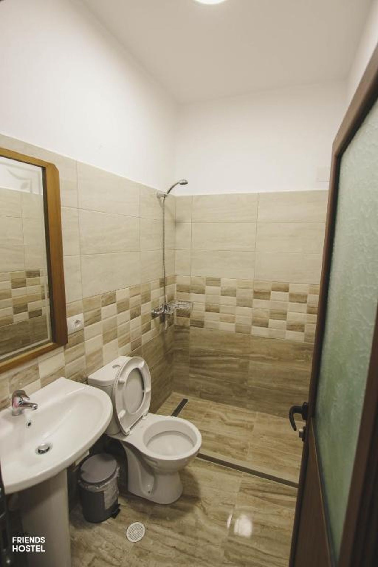 Friends' Guesthouse & Hostel