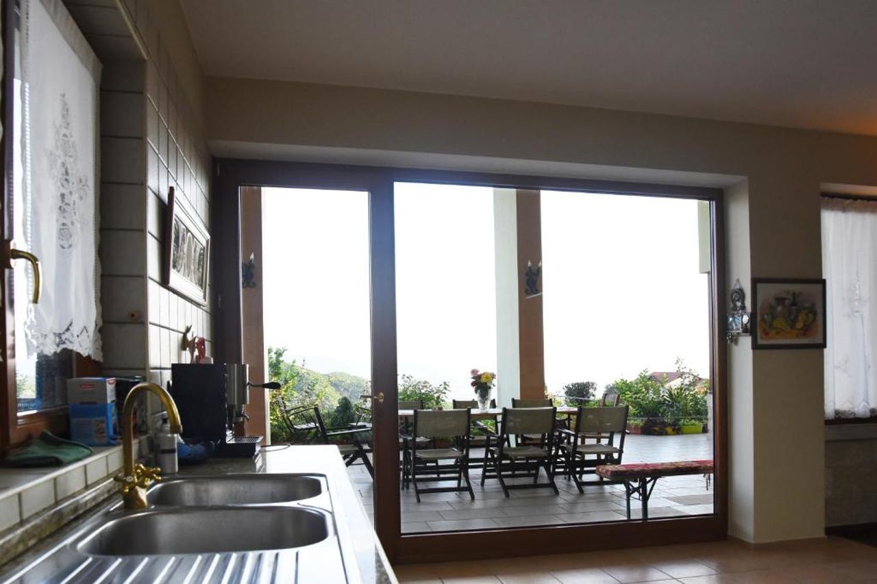 IoniaHouse Surrel Villa