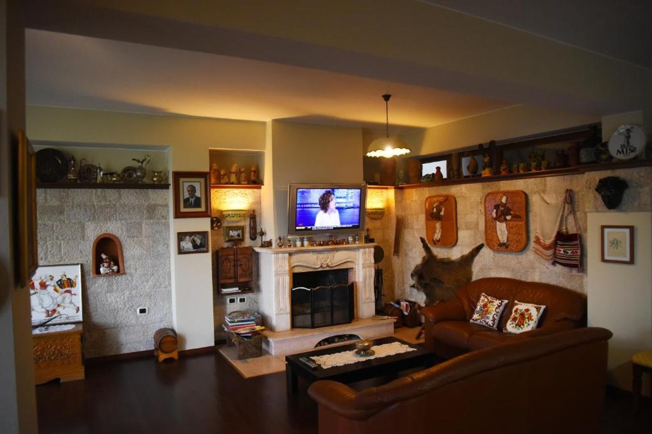 IoniaHouse Surrel Villa