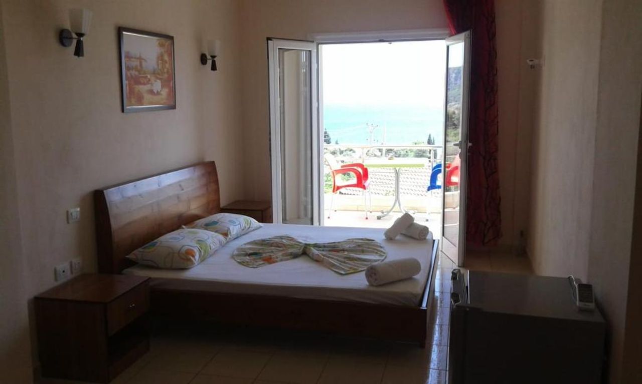 Oasis Drymades Hotel