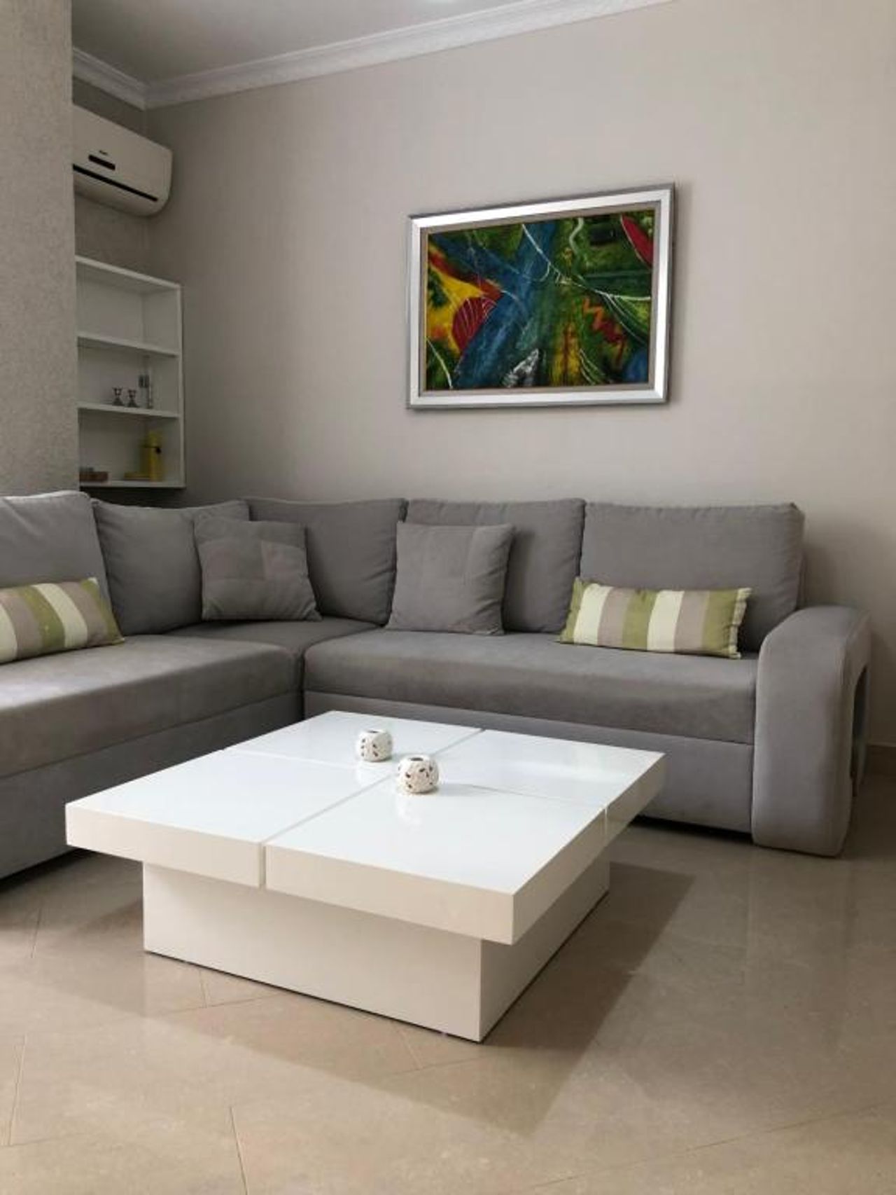Mali i Robit Beachfront Apartment