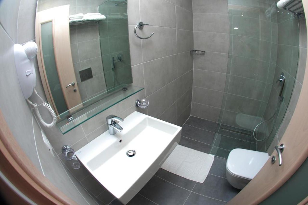 Hotel Ari 2