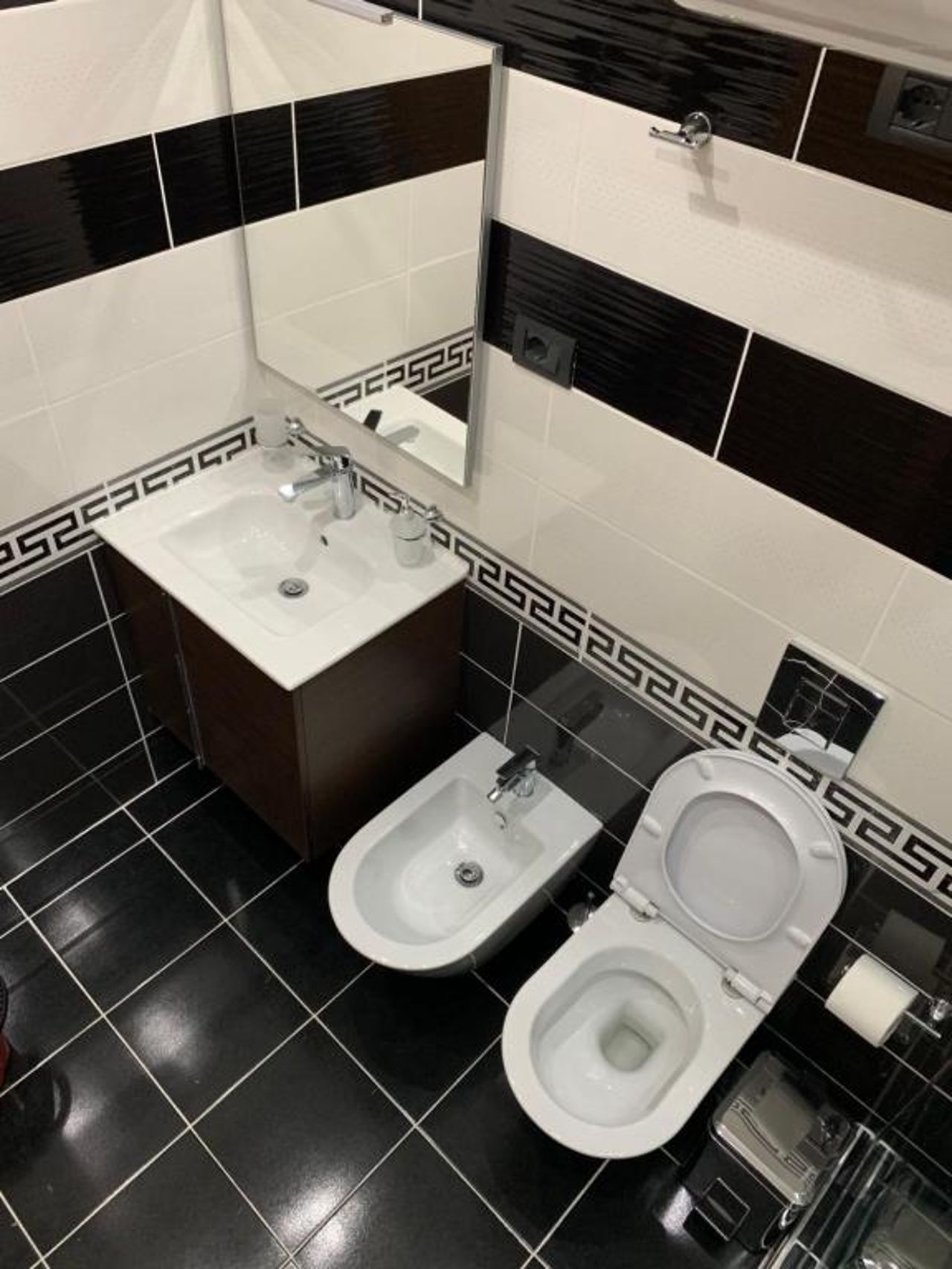 EKA Luxury Two-Bedroom Premium Penthouse