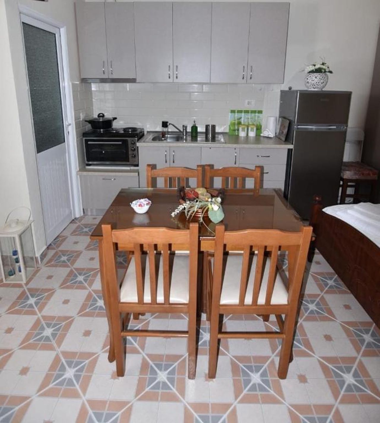 Valis Studio - 100m from the beach