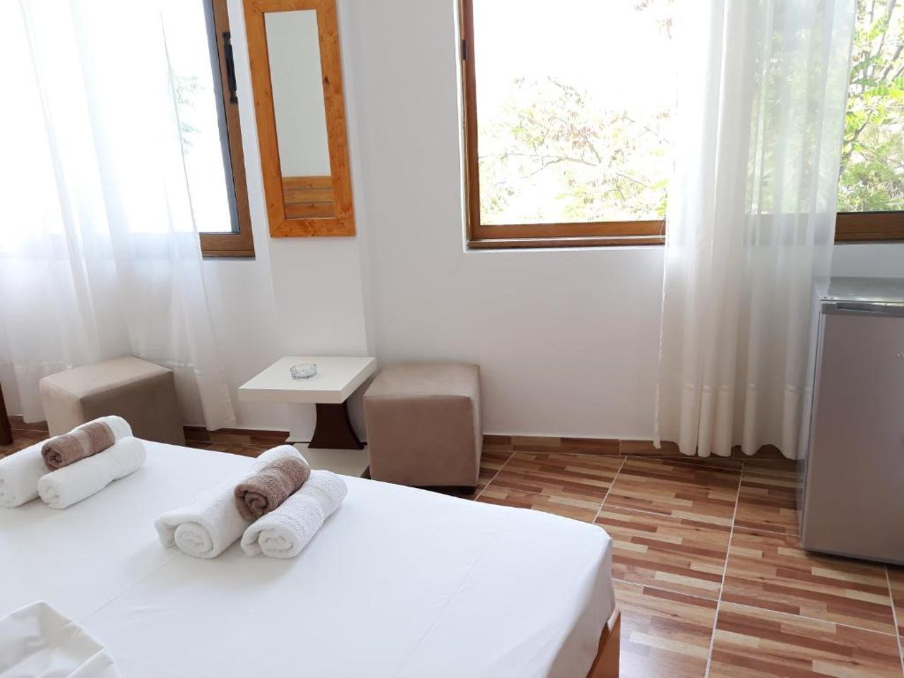Beleris Rooms