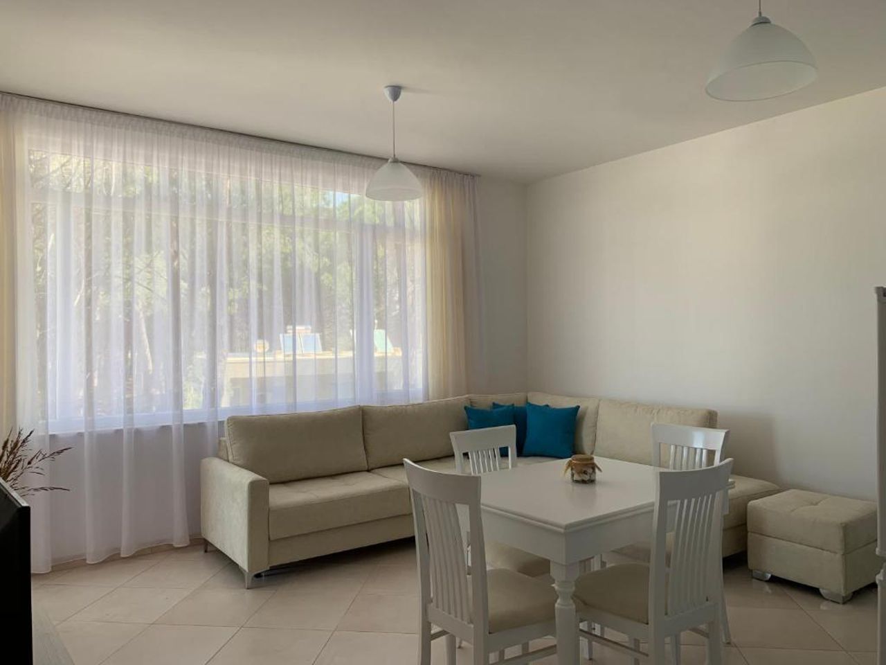 EME APARTMENTS - Kompleksi Lura 2 Gjiri i Lalzit