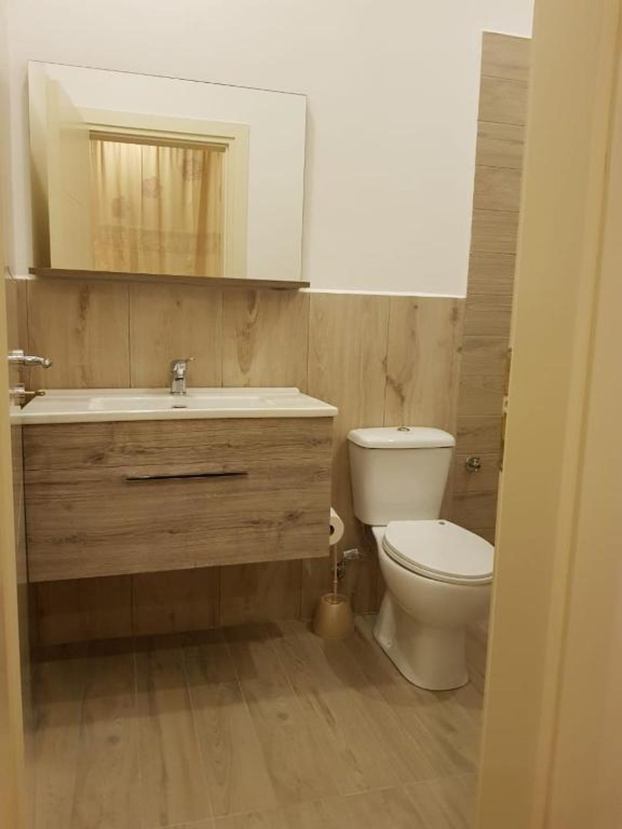 Dimitri Guest House