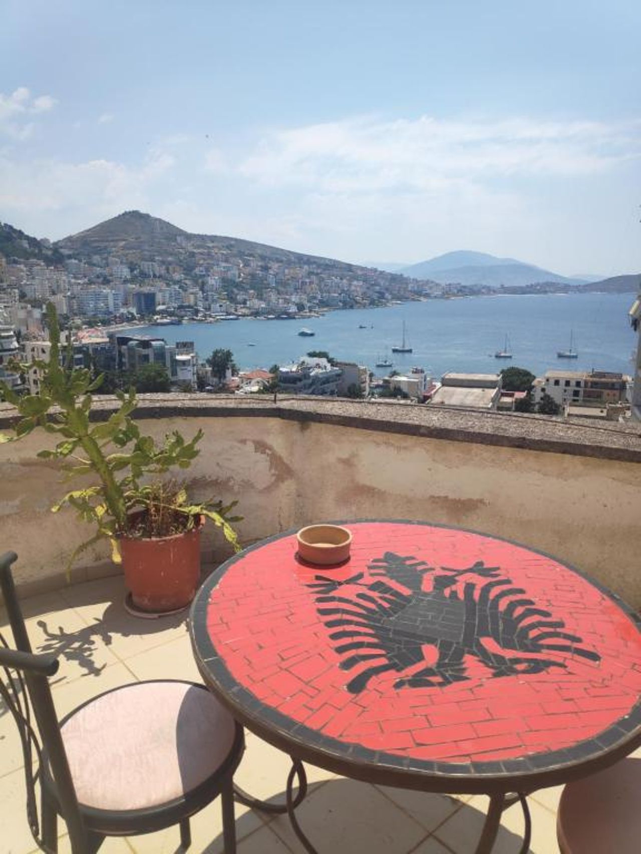 Private Studio Sea View 2 minutes away from beach
