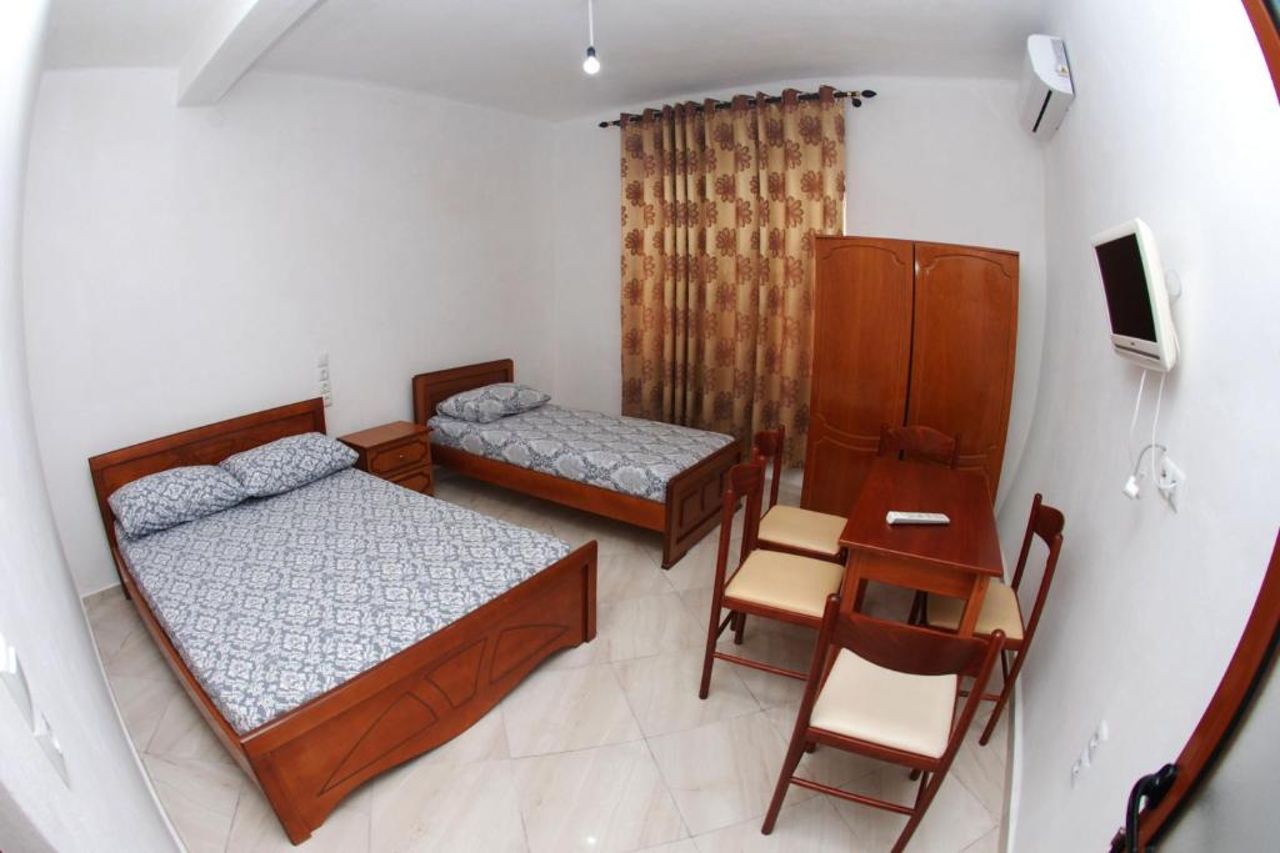 Isufi Guest Houses
