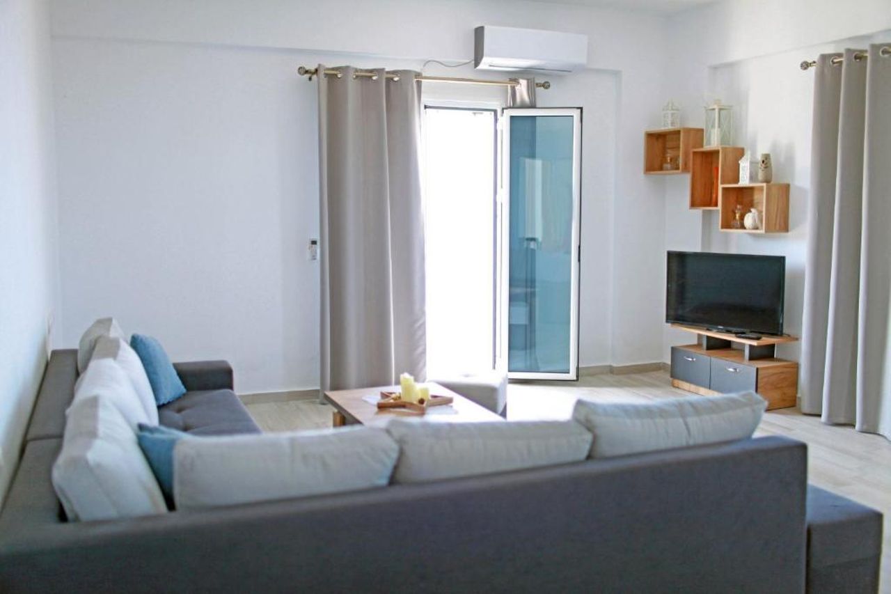 Mihalis Apartments