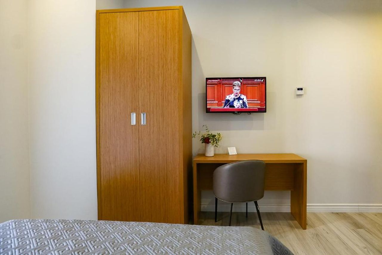 Home Hotel
