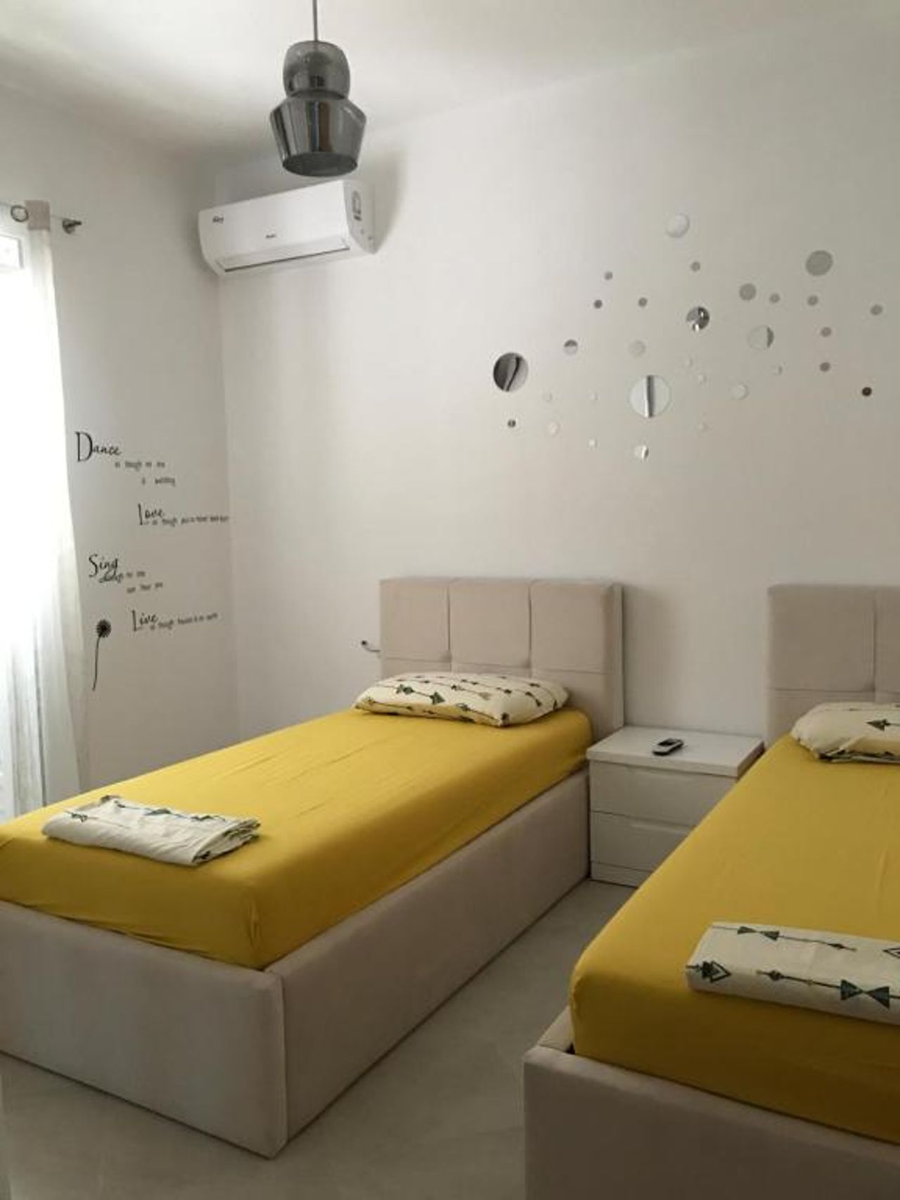 Modern Apartament between sea and mountain