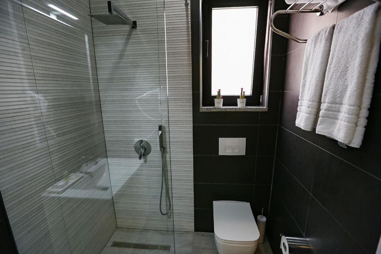 Home Hotel