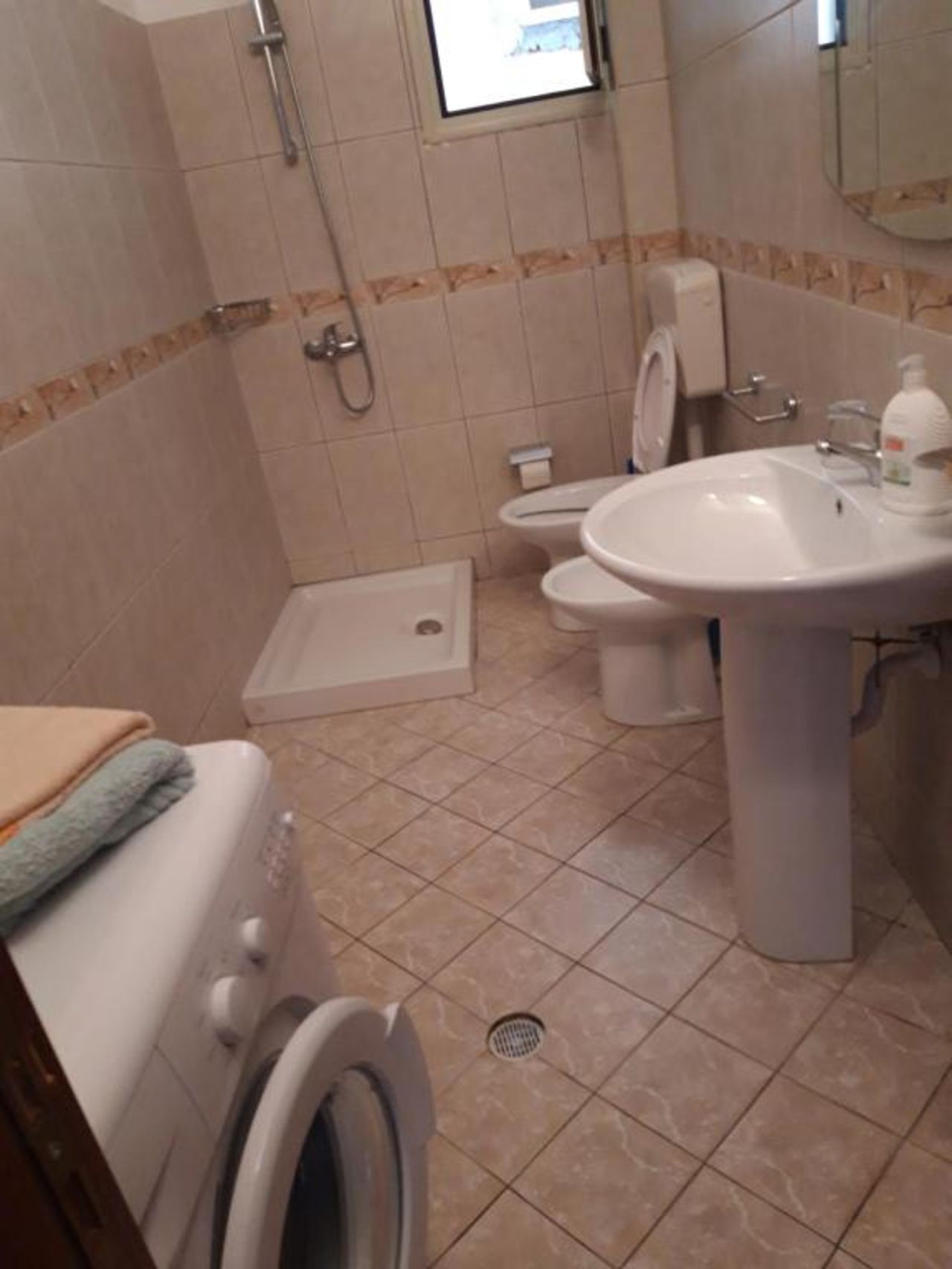 Apartament Gloria&Mitati