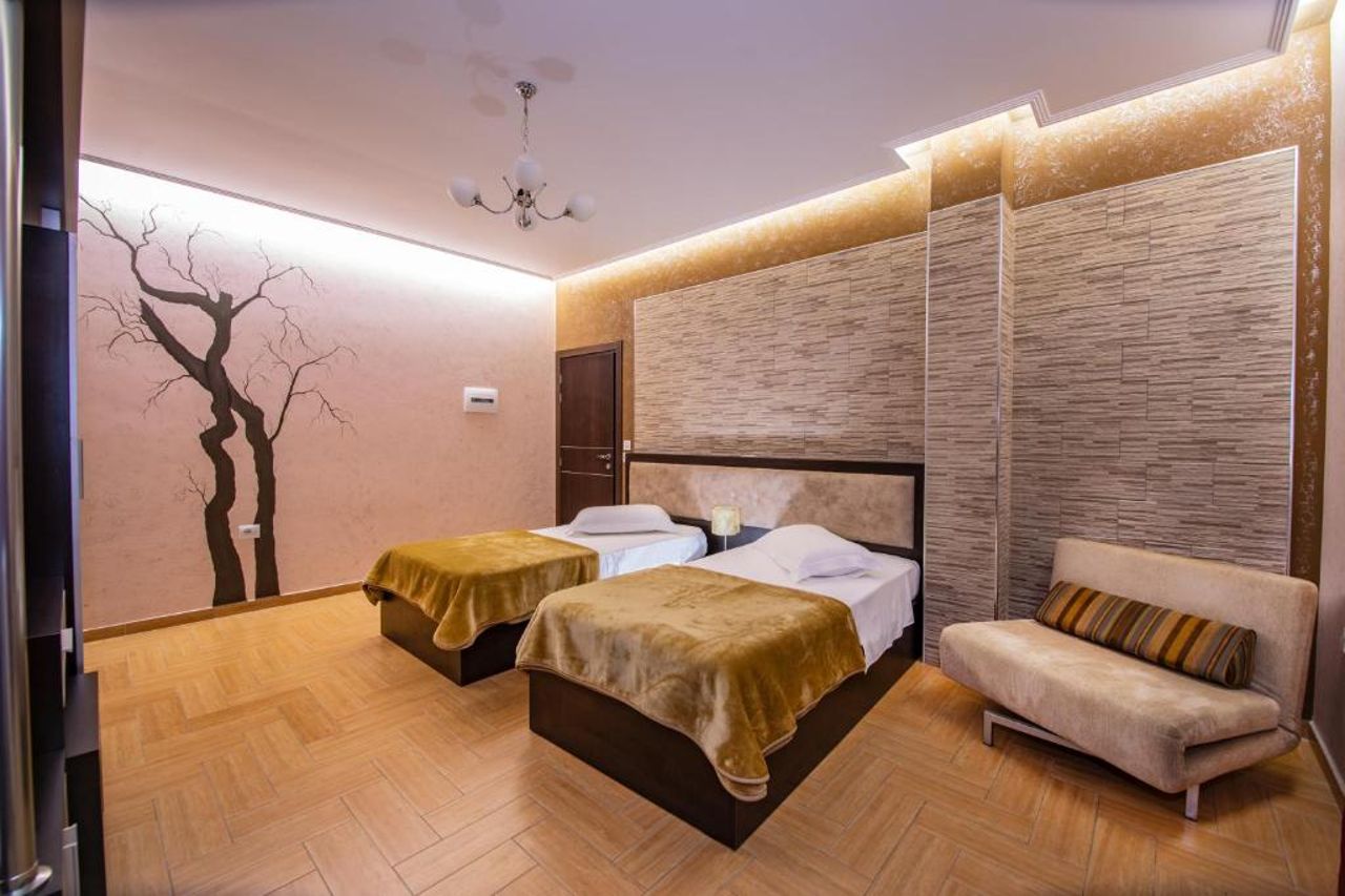 Fieri International Hotel
