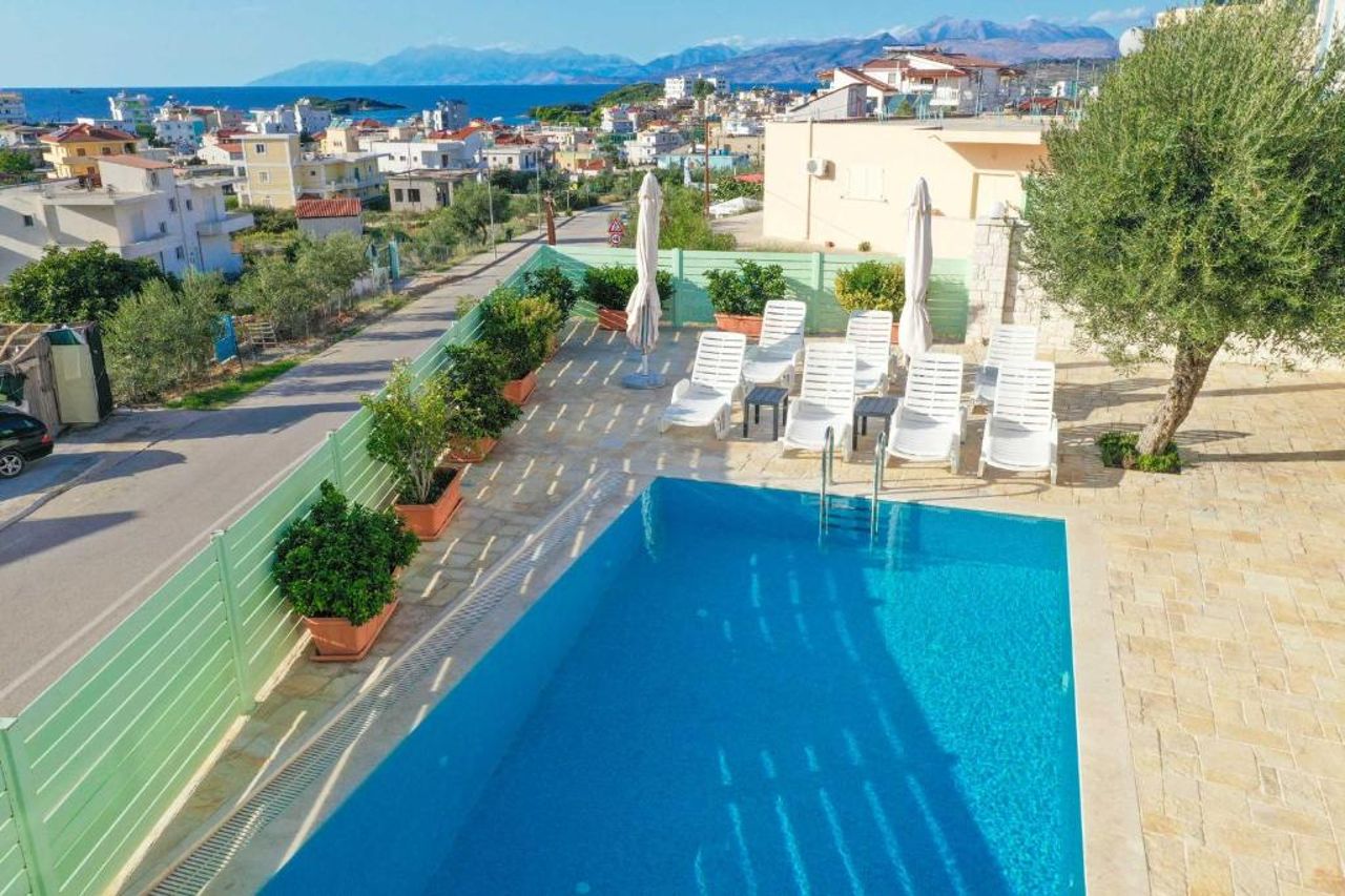 Villa Aleandro