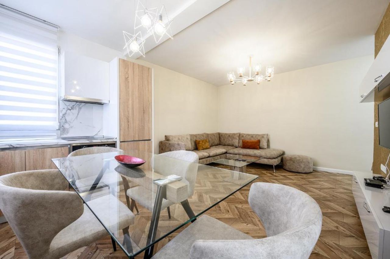 Miku Apartments-LUXURY City View at Wilson Square