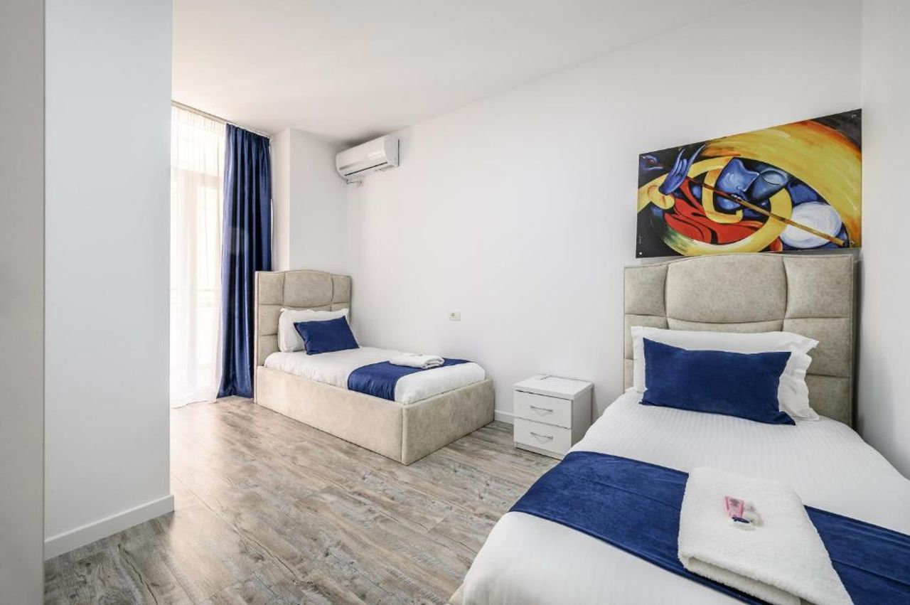 Miku Apartment-Modernly Designed Downtown Tirana