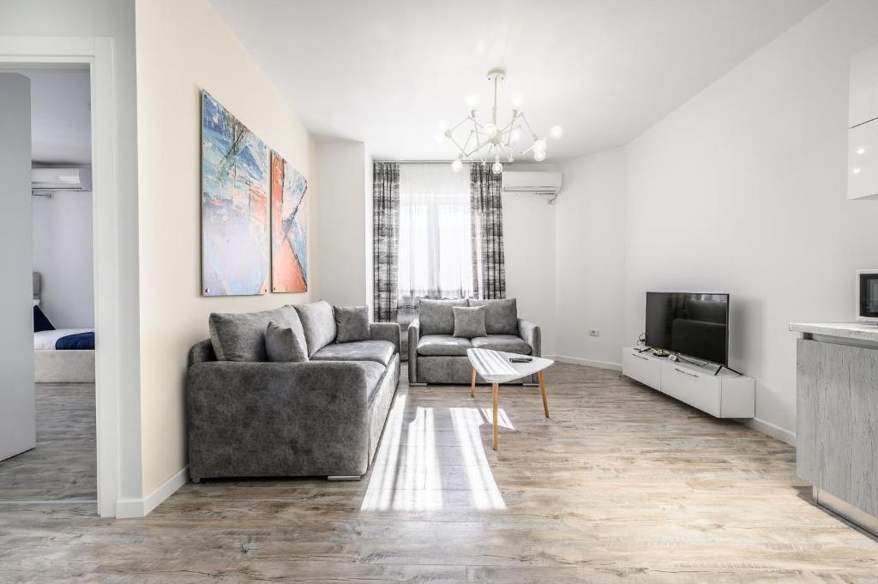 Miku Apartment-Modernly Designed Downtown Tirana