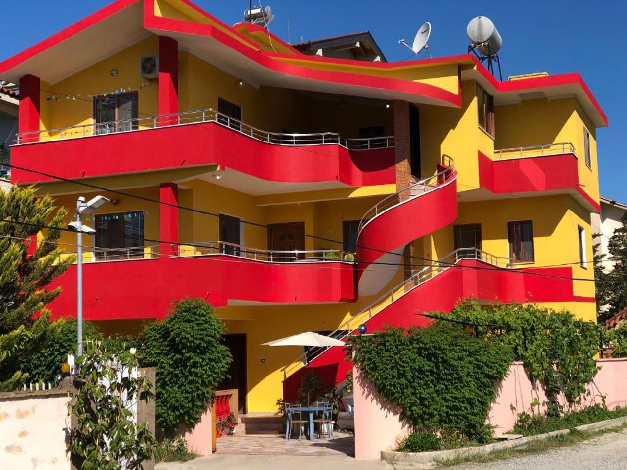 Guest House MURATI