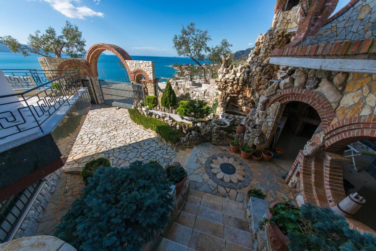 Hotel Artisti